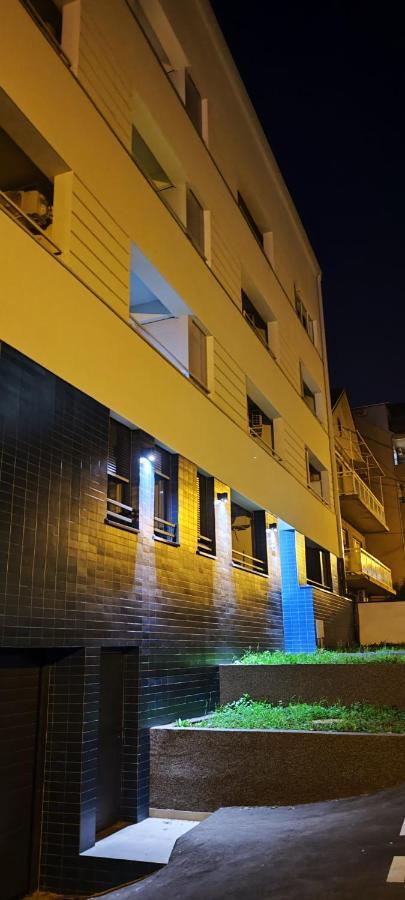 Apartmán Zvezdara Blue Star Bělehrad Exteriér fotografie